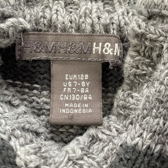 H&M Knit Sweater - Picture 2 of 3
